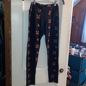 NWOT LuLaRoe OS Leggings